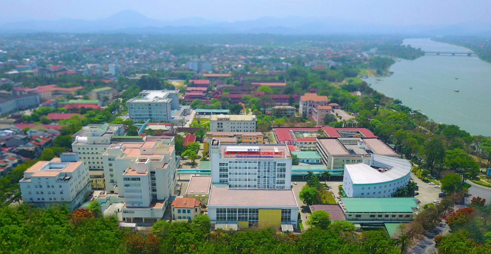 Tổng quan bệnh viện Trung ương Huế